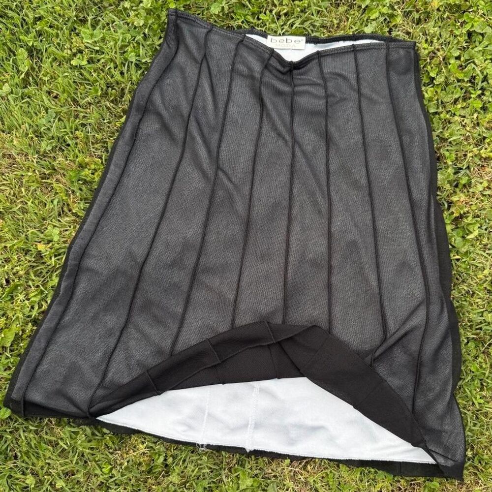 Bebe Moda Y2K Black and Grey Midi Skirt Pleats